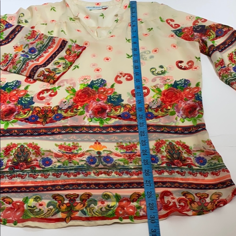 PATCHINGTON TUNIC TOP - Picture 9 of 10